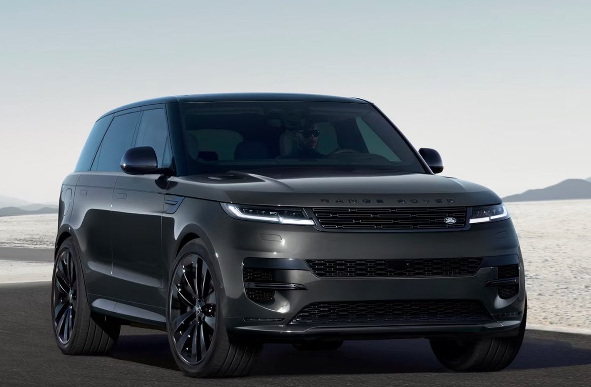 The most dynamic Range Rover Sport yet.