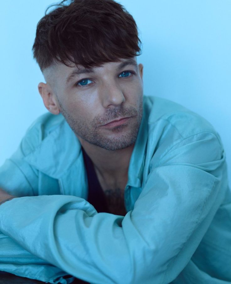 LouisWT91World's tweet photo. 🔔| Louis Tomlinson's favourite albums via DORK Magazine.

• Romance — Fontaines D.C
• Hypersonic Missiles — Sam Fender 
• AM — Arctic Monkeys
• Bloc Party (Their music in general) https://t.co/Izb3o9KRks