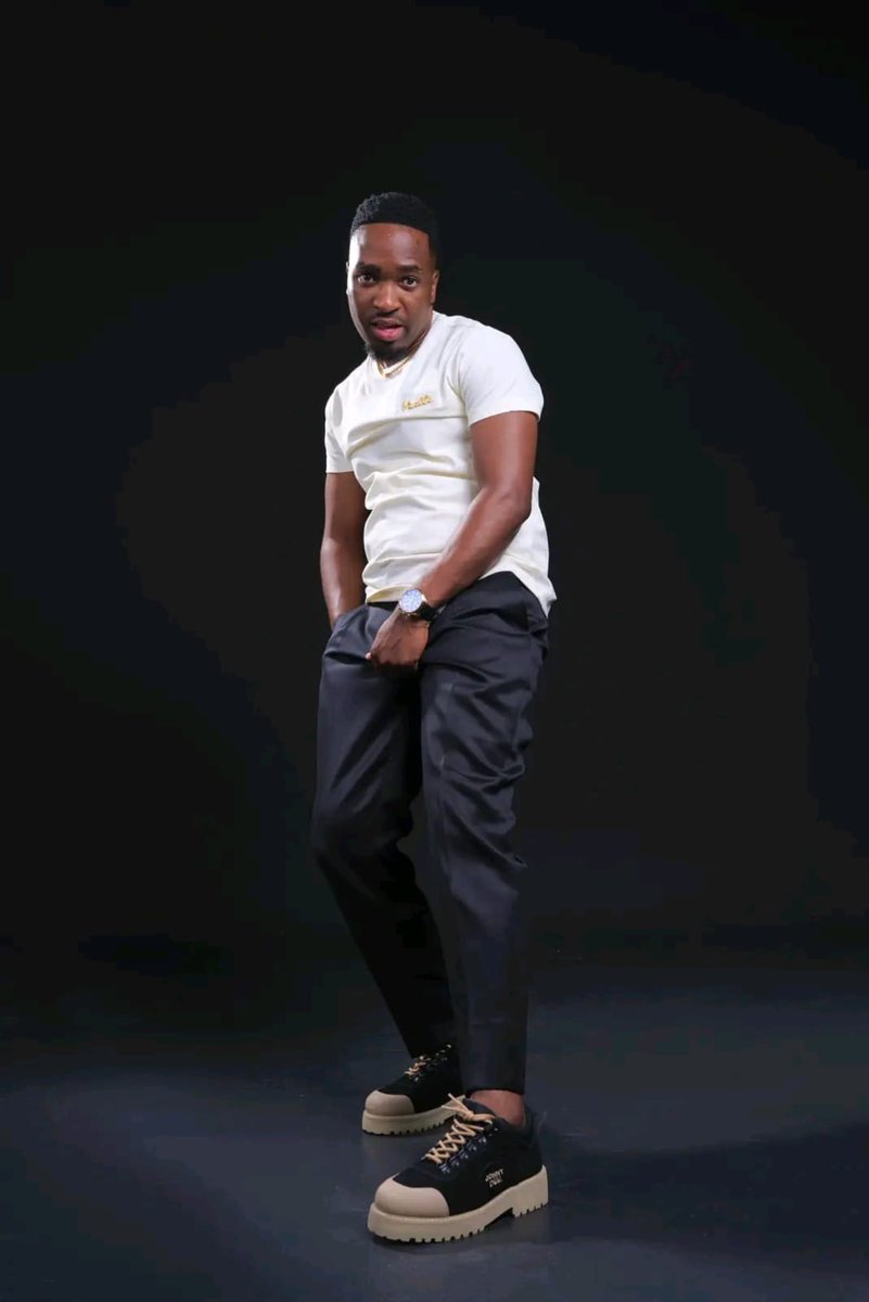 MDNnewss's tweet photo. Contractual Disputes and Music Rights Are the Reasons for Maskandi Artist Sminofu's Songs Being Removed from YouTube

For weeks, the Maskandi music fraternity has been asking why all the songs from Sminofu's 2025 album, Ngabe Ngiloyiwe, were removed from YouTube.

It has since emerged that a contractual dispute between Sminofu whose real name is Mphile "Sminofu" Gumede, from Hluhluwe in the far north of KwaZulu-Natal (KZN)and his manager, Celimpilo "Matshitshi" Manyathi, is the reason his music was taken down from all streaming platforms.

According to reliable sources, Sminofu, who has since changed his stage name to "Smiramira," is facing a tough battle with Manyathi, who demanded 50% of his booking fees.

The sources told MDNtv that before Sminofu released his album in December, Manyathi amended the management contract to demand 50% of all booking fees and informed him that his new performance rate would be R45,000.

"The contract did not make sense at all. Matshitshi was being a bully and wanted Sminofu to slave for him. This is the painful reality that many Maskandi artists face. It meant that for every gig Sminofu got, Matshitshi would take home R22,500. It was daylight robbery. It was very painful to see them fight like that, and the fight nearly ended badly, as threats were mentioned," the first source said.

Another source claimed that Manyathi decided not to handle Sminofu's bookings in December.

"This is the reason Sminofu had few gigs. The person who was supposed to handle his bookings as his manager was not seeing eye-to-eye with him, which made it impossible for him to get shows. This is the sad reality of how Maskandi artists are abused in such a manner. The situation he is facing is exactly what Menzi went through when he was with Insika Music," the source said.

Another source added that Celimpilo's brother, Bongani who used to manage Maskandi legends Shwi noMtekhala tried to intervene, but there is still no solution.

"Other Maskandi managers tried in vain to intervene and find a solution, but all parties involved failed to come to an agreement. We feel for Sminofu because he is talented and he trusted Matshitshi, who became greedy and saw him as a cash cow. Many people who have worked with Matshitshi left because of his greed. Sminofu must open his own label, like Menzi, Ntencane, and others, and be independent," the source said.

A third source familiar with the matter alleged that Sminofu is back in the studio working on another album, which he plans to release over the Easter weekend.

When contacted for comment, Sminofu said: "Hhaibo! Where did you get all that information? No comment for now, bafo."

When Manyathi was reached for comment, he said: "Sminofu just texted me. Unfortunately, I will not entertain you."

Sminofu's legal team sent MDNtv a statement confirming the ongoing dispute.

"We sincerely appreciate and thank you for your concern and your positive reporting on Sminofu. Your support means a great deal to us.

"At this stage, the Sminofu matter is now a legal issue and is being handled through the appropriate legal channels. We kindly ask for your understanding as we allow the process to take its course. In the meantime, please let the fans know that Sminofu is currently in the studio working hard and promises a hot new album. We are excited about what's coming next.

"We will communicate further details in due time regarding the sudden name change and share more about the plans for the future," the letter reads.