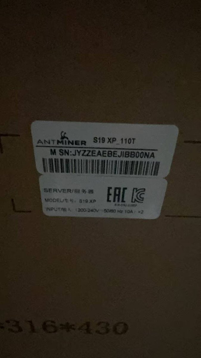 Nick Foster tweet media