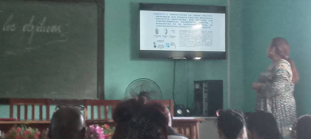 En el año 2025, el sector de la educación en Céspedes se erige como un faro de innovación y compromiso, donde el balance entre los objetivos estratégicos y los procesos se convierte en la clave para el éxito. 
#PorCamagueyTodo 
#CubaMined