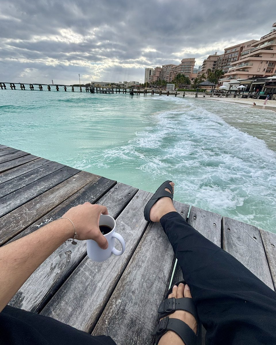 alexlavoignetf's tweet photo. Meditation n visualization para ir global 60-100 Territories en este journey de +200.. 💻🌎🌍🌏

#journey #ittechnology #gianttech https://t.co/GK0KRlMC6m