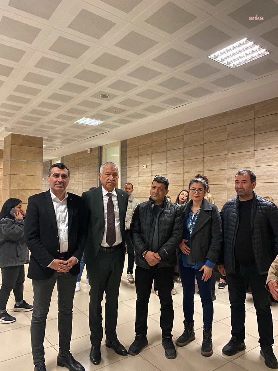 Adana'da 6 Şubat depremlerinde yıkılan ve 10 kişinin hayatını kaybettiği Beluk Apartmanı A Blok davasının görülmesine devam edildi. 

Dönemin Seyhan Belediyesi İmar Müdürü sanık Alim Erdoğan, savunmasında o dönemki yönetmelik ve kanuna aykırı bir işlem yapmadığını ve yıkılan