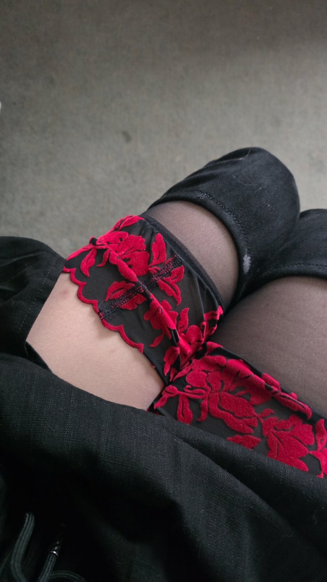 Aest ♡ tweet media