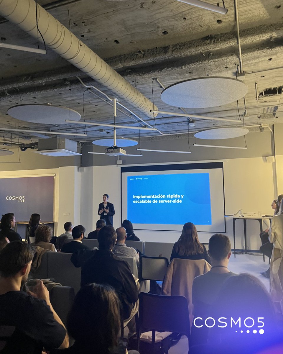 Cosmo5 | Iberia tweet media