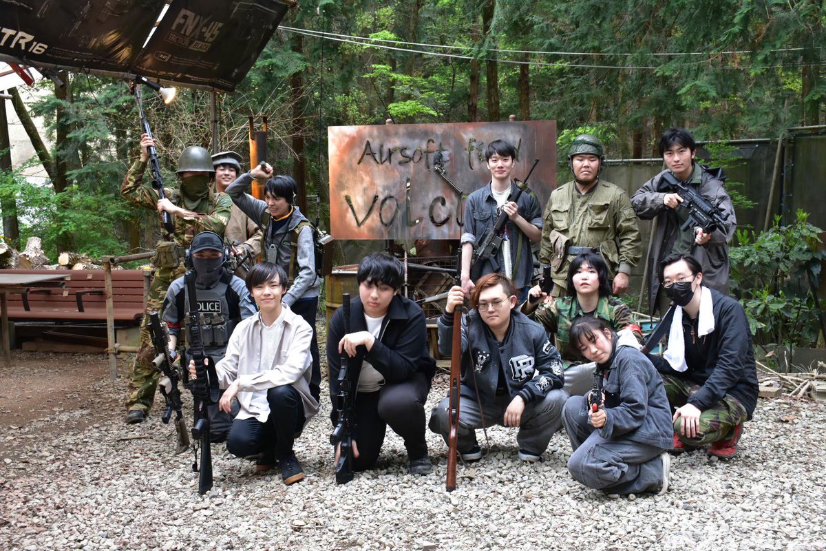 teikyo_TSC's tweet photo. #春から帝京
#春から帝京大学
 #帝京大学
春から新1年生になる方々へ
はじめまして、帝京大学サバイバルゲーム愛好会です！
当サークルは東京、神奈川周辺で主に活動している八王子キャンパスのサークルです！
サバゲーをやってみたい、銃、ミリタリーに興味がある方は大歓迎です！ https://t.co/pDRJxME6r4
