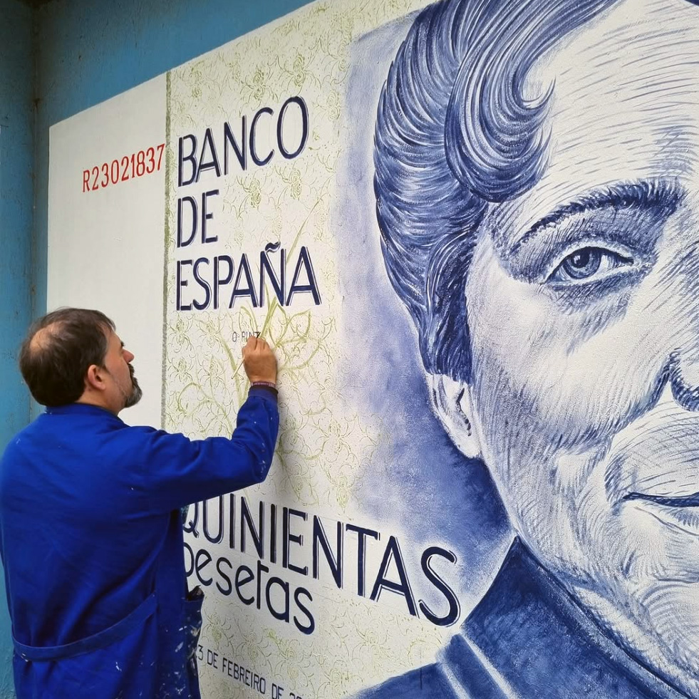 Diseñar billetes exige gran responsabilidad, porque hay pocos encargos que se reproduzcan en mayor número de unidades. Para nuestro estudio, este homenaje que le están haciendo en Ferrol a Rosalía de Castro es muy especial.