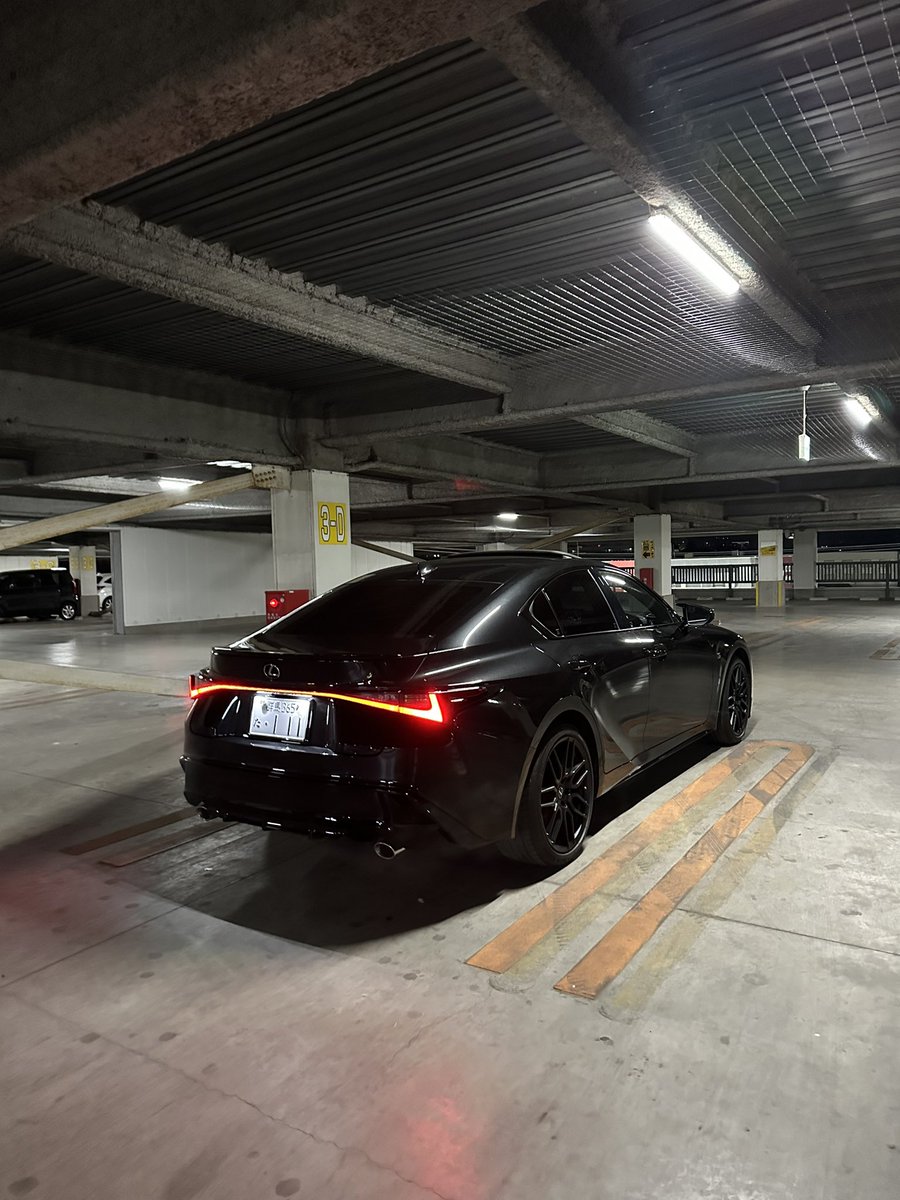 l3Ivc_'s tweet photo. そういえば、、
LEXUS is350 fsport Mode Black納車しました🙂‍↕️

納車と同時にコーティングも施行してもらって✨
@koki_kun77 ありがとうございました🙇‍♂️ https://t.co/I83rHOUQzK