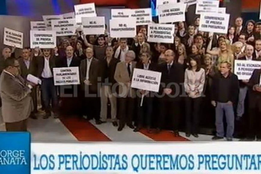 ¿Nuestros periodistas serios querrán preguntar? ¿Sesenta paparulos mediáticos se juntarán con cartelitos en Canal 13 reclamándole al gobierno nacional? ¡Qué nervios!