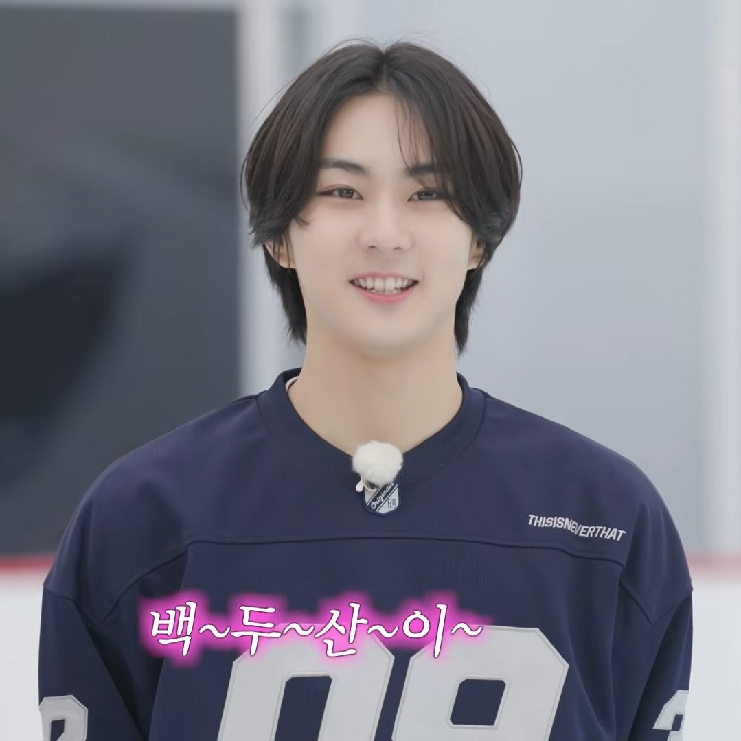 shluvx_en's tweet photo. my life-sized marshmallow 🤏🏻 https://t.co/2wI0Rd9XYL
