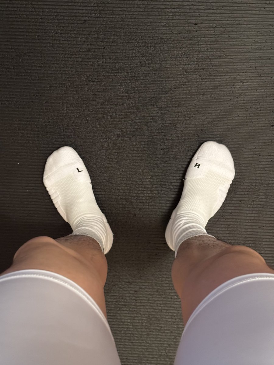 眼里有星星💫（互推） tweet media