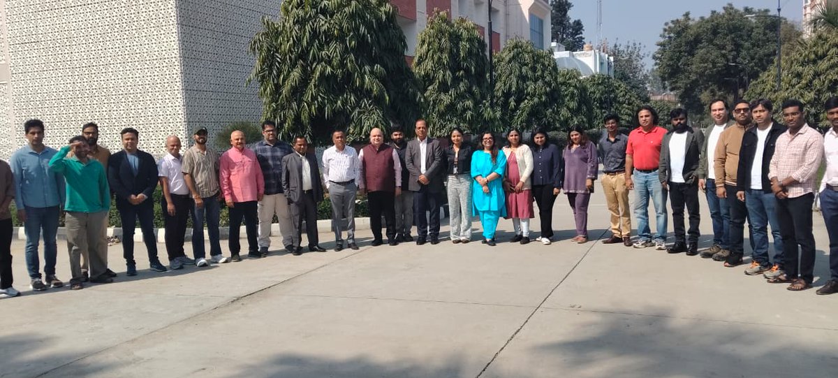 FFDCKannauj's tweet image. Inauguration of #fragrance &amp;amp; #flavour Creation &amp;amp; its #application Level-2 with kit sponsored by @dsmfirmenich on 23.2.26 graced by @ShaktiVnaySukla Director @FFDCKannauj Total 27 participants. @amod_sengar Asstt. Director coordinated the programme. #MyMSME #businessgrowth #skills