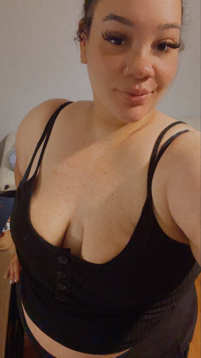 XxMamiLorenaXx's tweet photo. So where are all the men that worship BBWs? Goodmorning https://t.co/WKRtib0rem