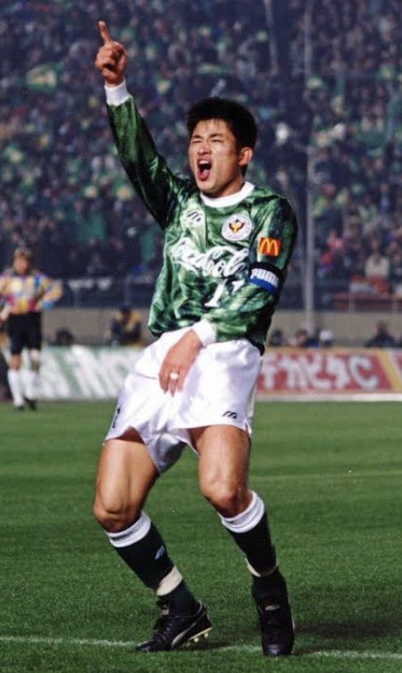 今年34年目を迎えるJリーグ以上のプロキャリアを持つキング・カズこと