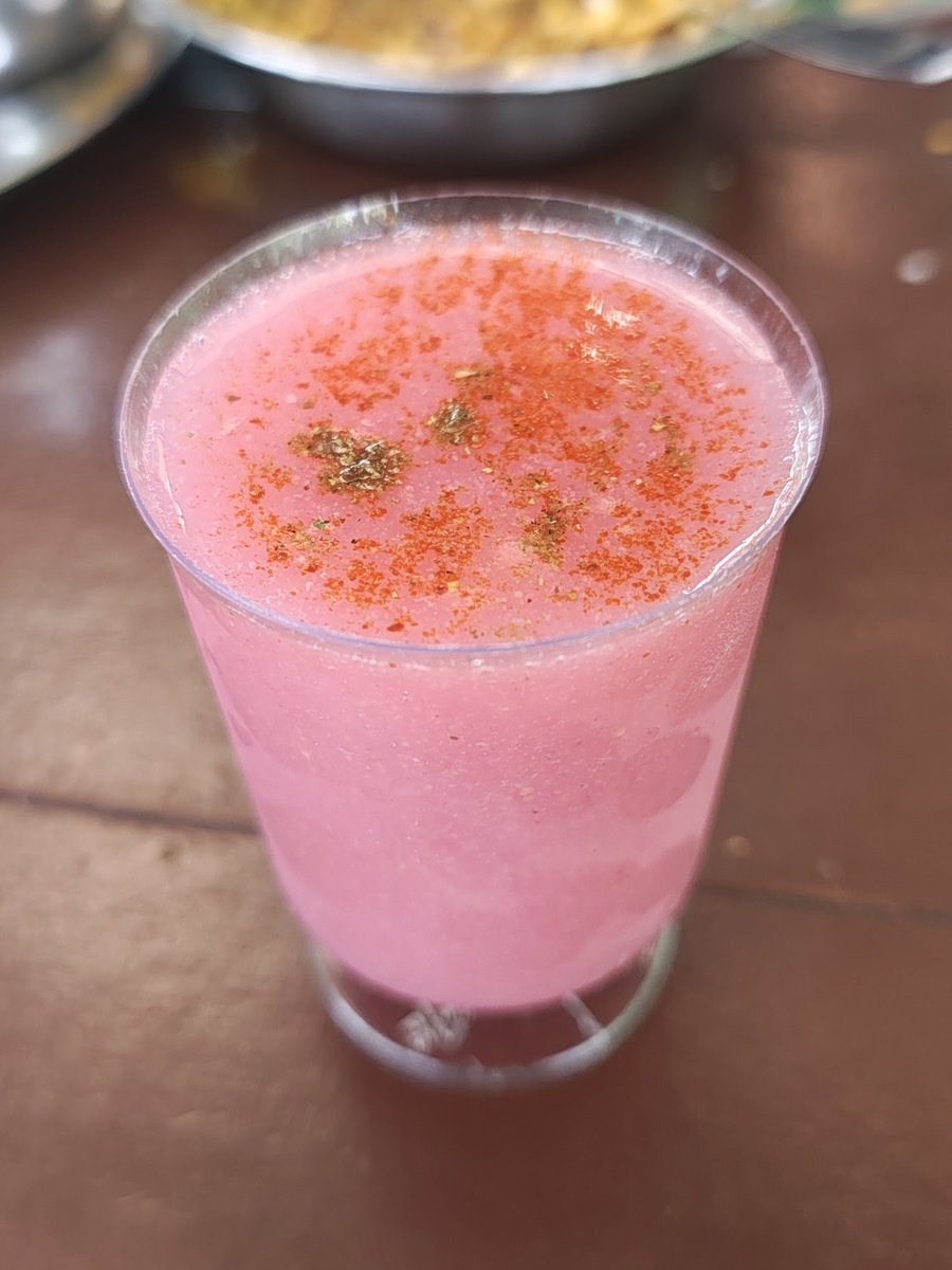 nickhil87's tweet photo. @RoadsOfMumbai @RajpalMoni9757 Better go to Peruchi wadi for this https://t.co/tyLnPSZxPv