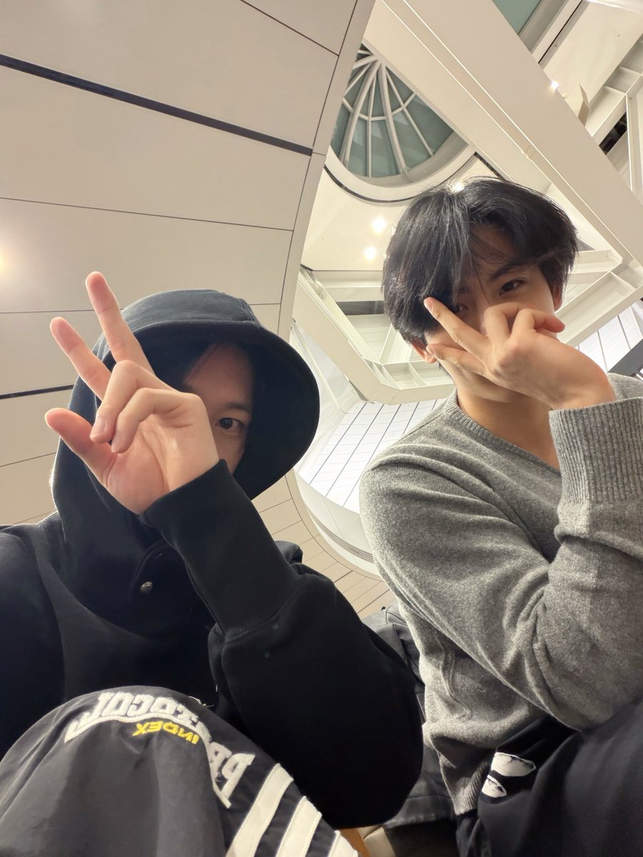 here we come Milano

#스티브 #STEVE