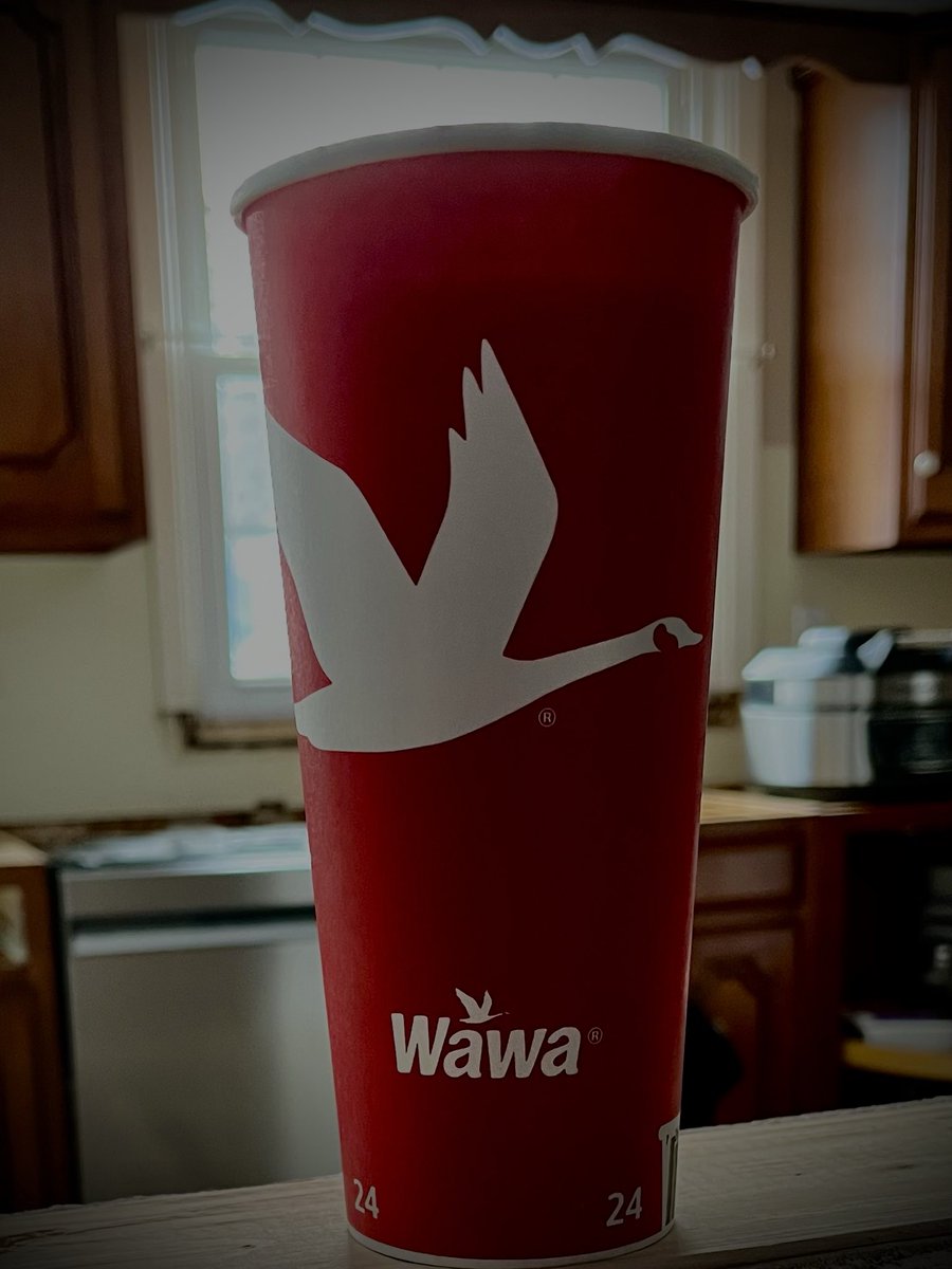 Jmadden98John's tweet photo. Good morning #philadelphia it’s a beautiful morning in my neck of the woods. I have my #coffee from @Wawa #ThelittleThingsInLife 😋😊 https://t.co/Vj3f6ET7WN