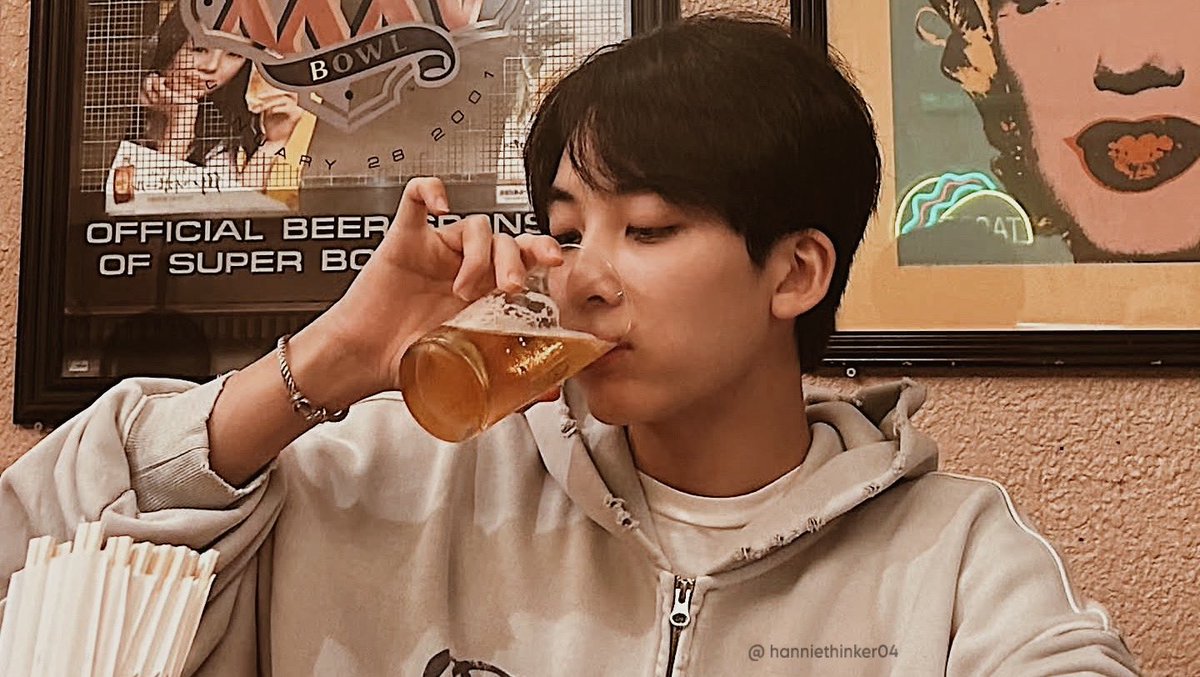 hanniethinker04's tweet photo. jeonghaniyoo_n 🍻 https://t.co/I0Kw1QfVh4