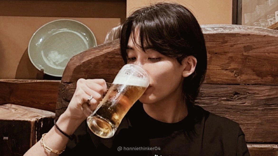 hanniethinker04's tweet photo. jeonghaniyoo_n 🍻 https://t.co/I0Kw1QfVh4
