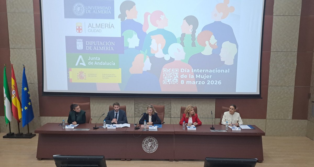 subdegobalmeria's tweet photo. La jefa de la Unidad contra la Violencia sobre la Mujer participa en el acto de presentación de actividades con motivo del 8M 'Almería Unida por la Igualdad' en @ualmeria 

@Lolycruzf destaca la lectura de manifiesto y cine forum 'Patriarcado organismo nocivo' en @subdegobalmeria https://t.co/VlEKSerCn1
