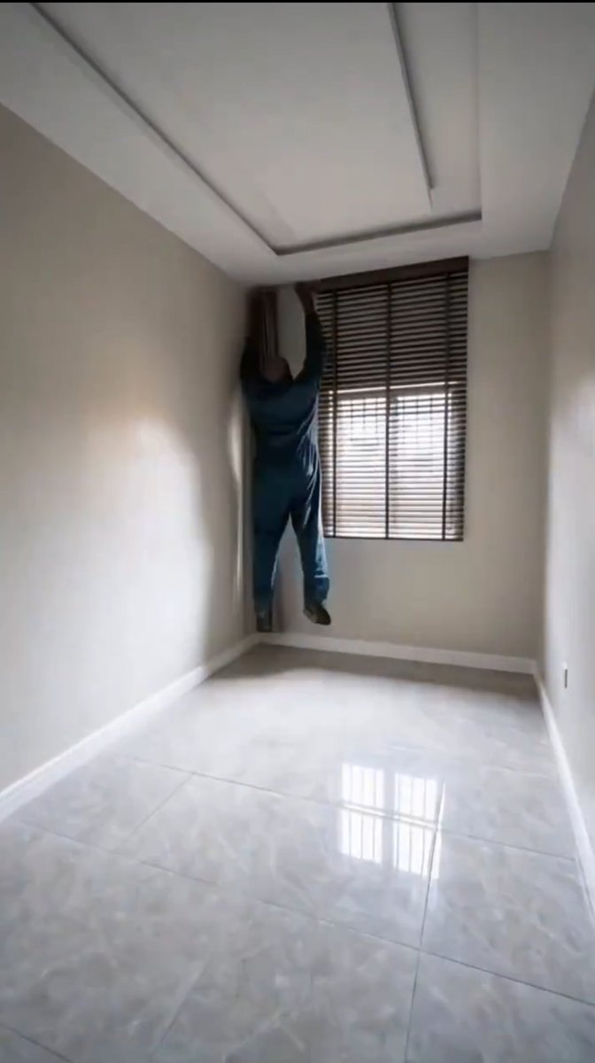 How you de fly when you no be wintchh 😜😜