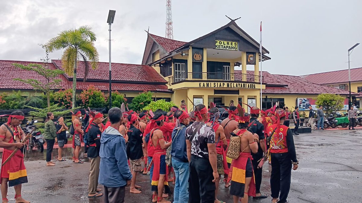 Trend Asia tweet media