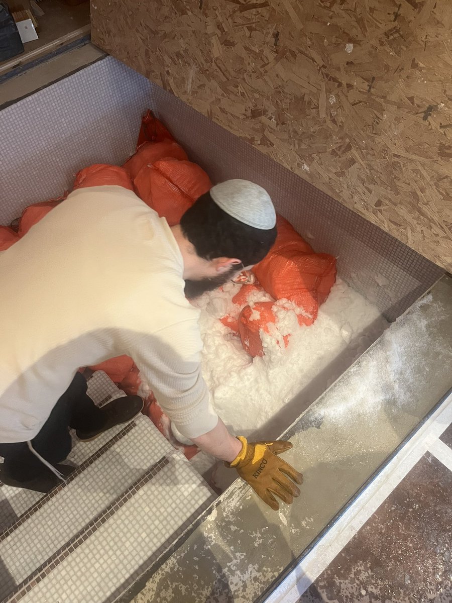 Chaim Bruk tweet media