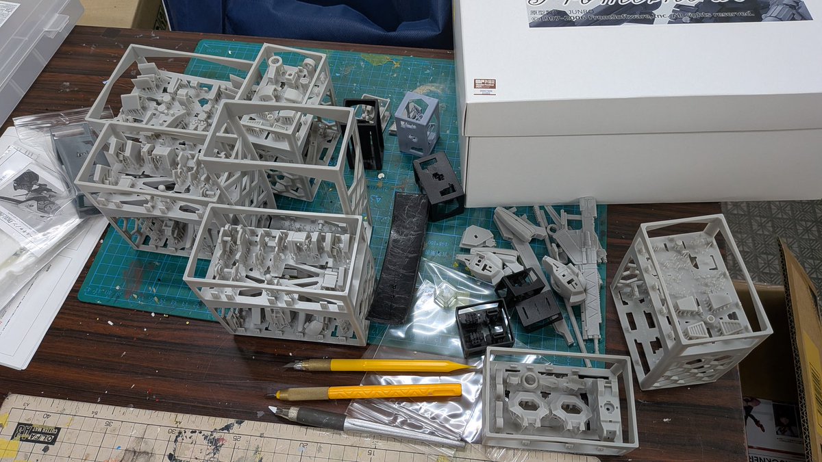 ARMORED CORE4 1/72 アーマードコア ネクスト 原型製作 JUNROさん