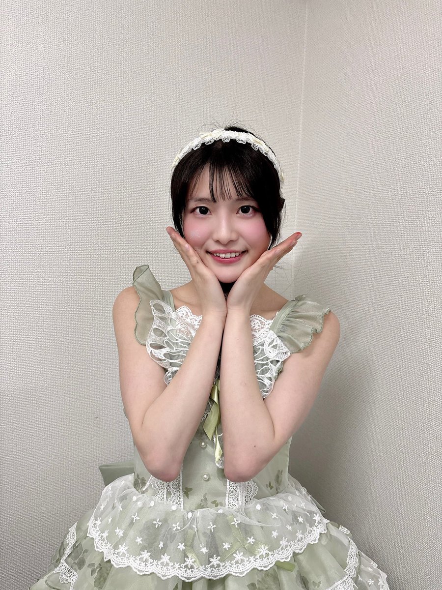 オンラインチェキ会 チェキと動画GETしてくれた方 ありがとう🥹🤍 現