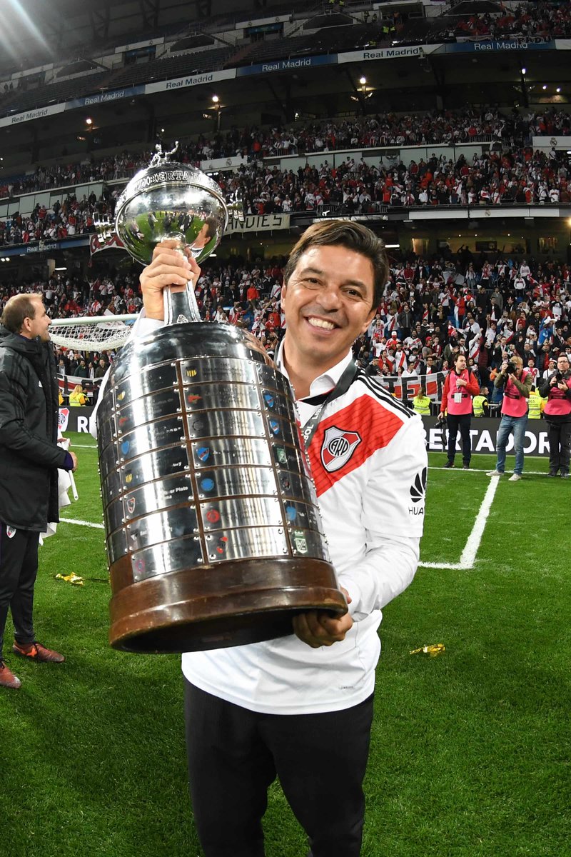 ame2246's tweet photo. Simplemente GRACIAS Muñeco querido, te voy a extrañar siempre.⚪️❤️⚪️ https://t.co/aOhgGEbvqe