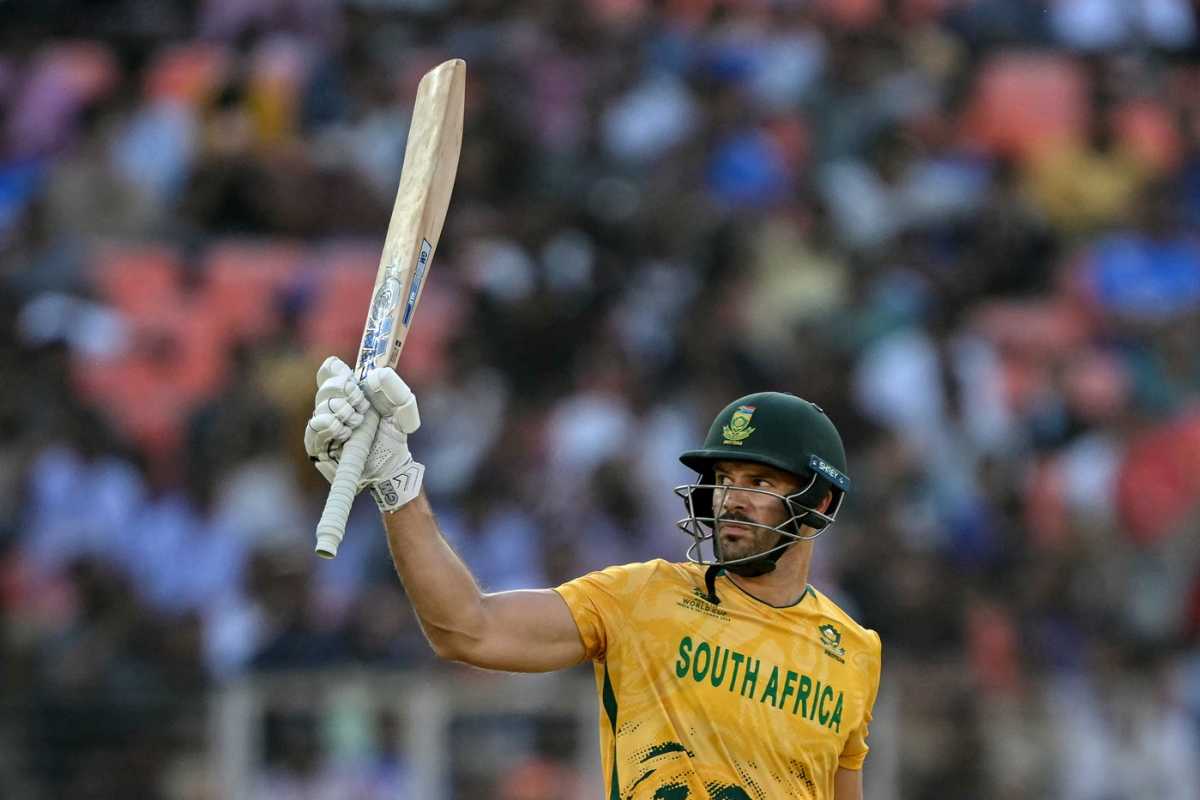 CricCrazyJohns's tweet photo. AIDEN MARKRAM AS CAPTAIN IN T20 WORLD CUP:

Matches - 15
Won - 14
Lost - 1 (Final vs India) 

One of the finest ever. 🫡 https://t.co/SrM57qVCaE