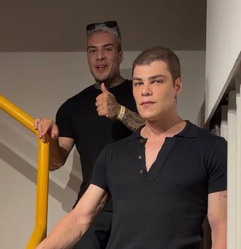 PcdRafa89992's tweet photo. 🚨 Rafa Marttinz CHOCA ao anunciar colaboração com o influenciador Fábio Marques e promete parar o https://t.co/eOTVRH7Nrp full video👉
https://t.co/vXyCfyVCRb https://t.co/k9PqkQkGwA