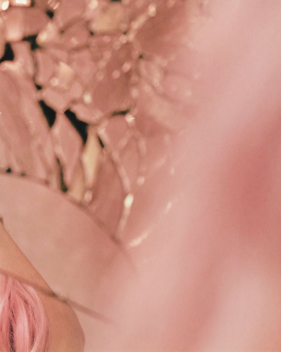 chartsmelanie's tweet photo. “DISNEY PRINCESS” becomes Melanie Martinez’s highest peak ever on the US iTunes songs chart, currently at #5 (+3). https://t.co/xRYv6wyczF