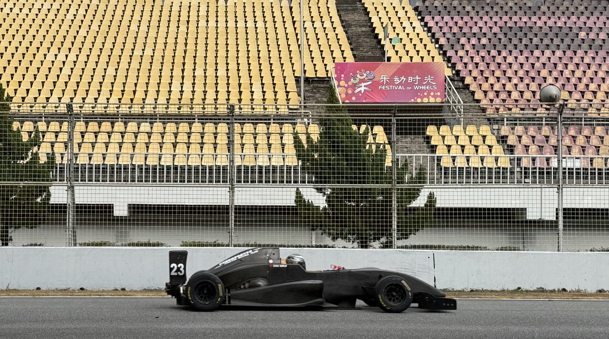 Asia Racing Team tweet media