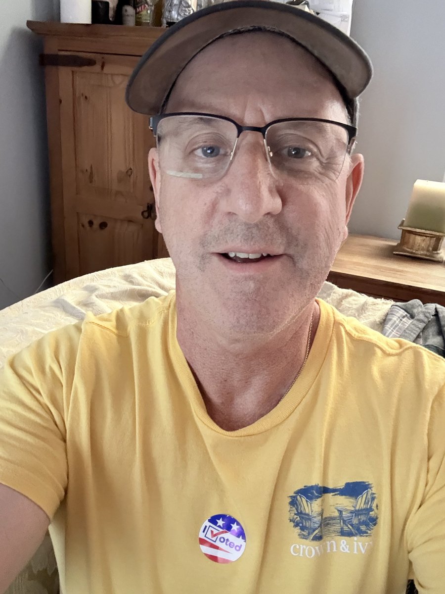 Voted today ✔️💙Let’s flip Texas blue! 💙🏳️‍🌈