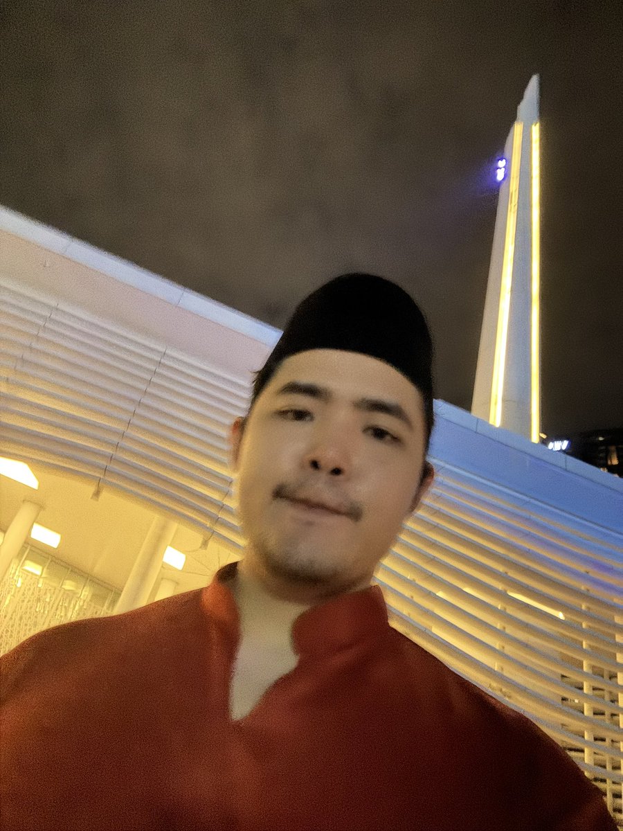pikachubeng's tweet photo. Lets terawih https://t.co/M8ujwPGIcp