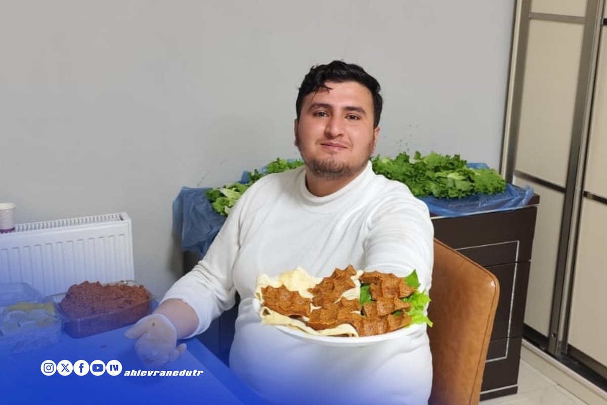 ahievranedutr's tweet photo. 🔷  Kampüste Ramazan Etkinlikleri Kapsamında “En İyi Çiğ Köfteyi Ben Yoğururum” Yarışması Düzenlendi

#KAEÜ #KırşehirAhiEvranÜniversitesi #Kırşehir @mkarahoca

👉  Ayrıntılar › https://t.co/bM0GM8gZMx https://t.co/elIoFNu9au