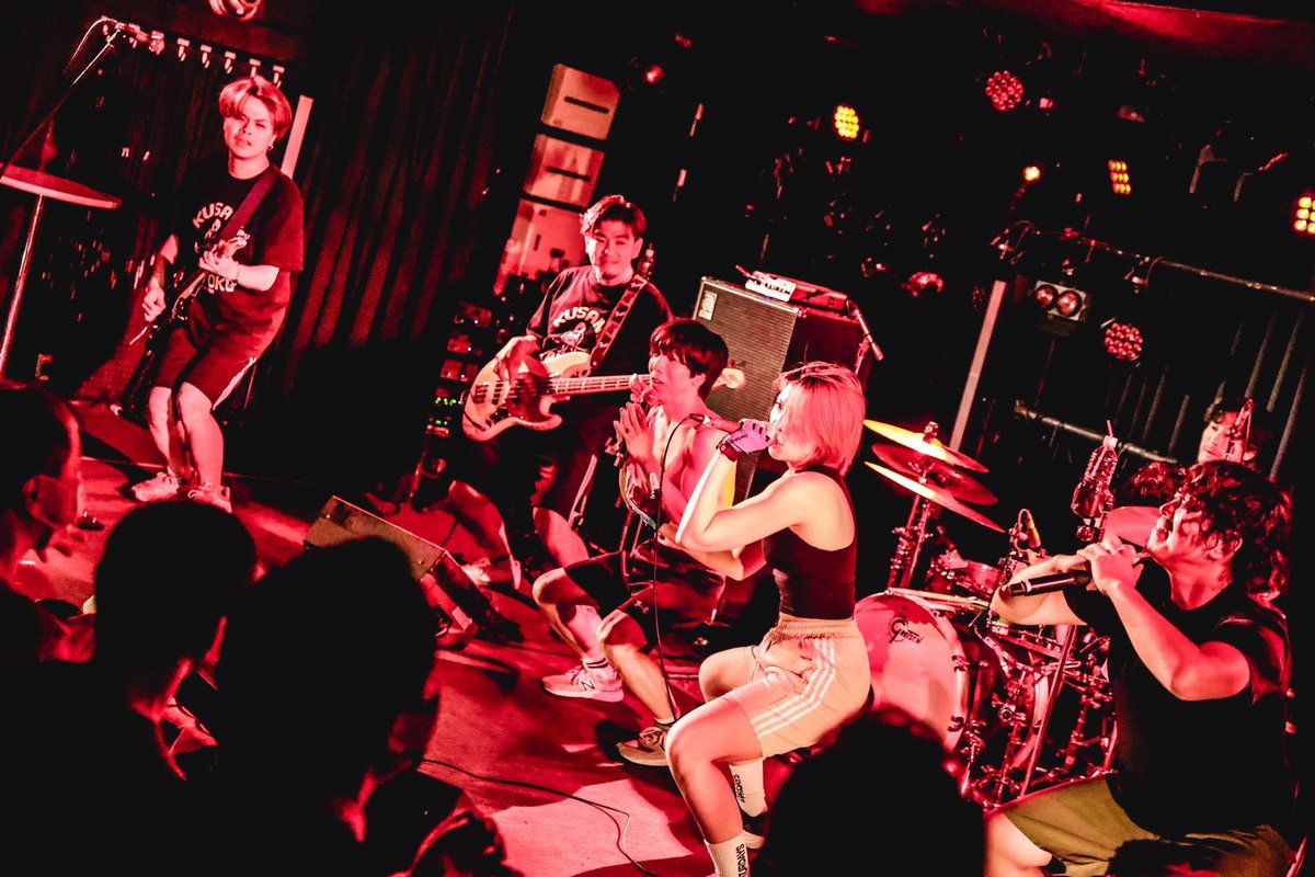 草野華余子 tweet media