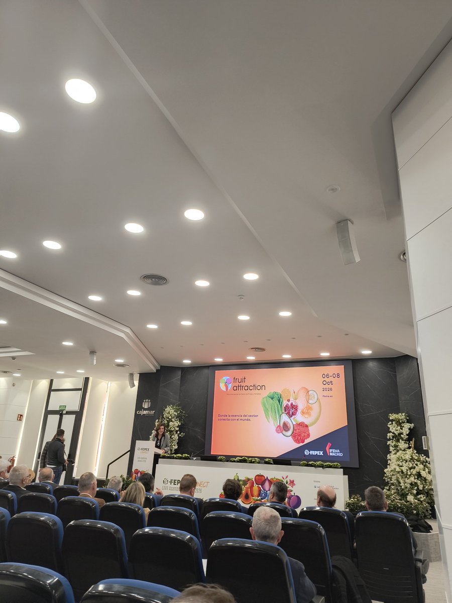 eComercioAgr's tweet photo. @Cajamar @aepla_asoc @ADNAgroFood @FruitAttraction cumple 18 años 🎉🎉
Más de 2500 expositores se darán cita del 6 al 8 de octubre en @IFEMA
#ECAFruits #IFEMA https://t.co/s5jRhgguus
