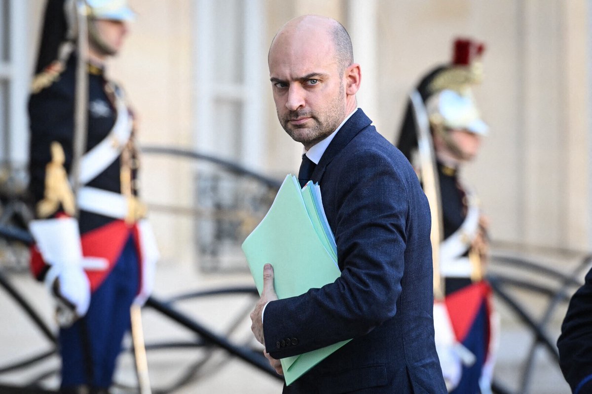 Après avoir calomnié Francesca Albanese, Jean-Noël Barrot rétropédale 

➡️ l.humanite.fr/KqX