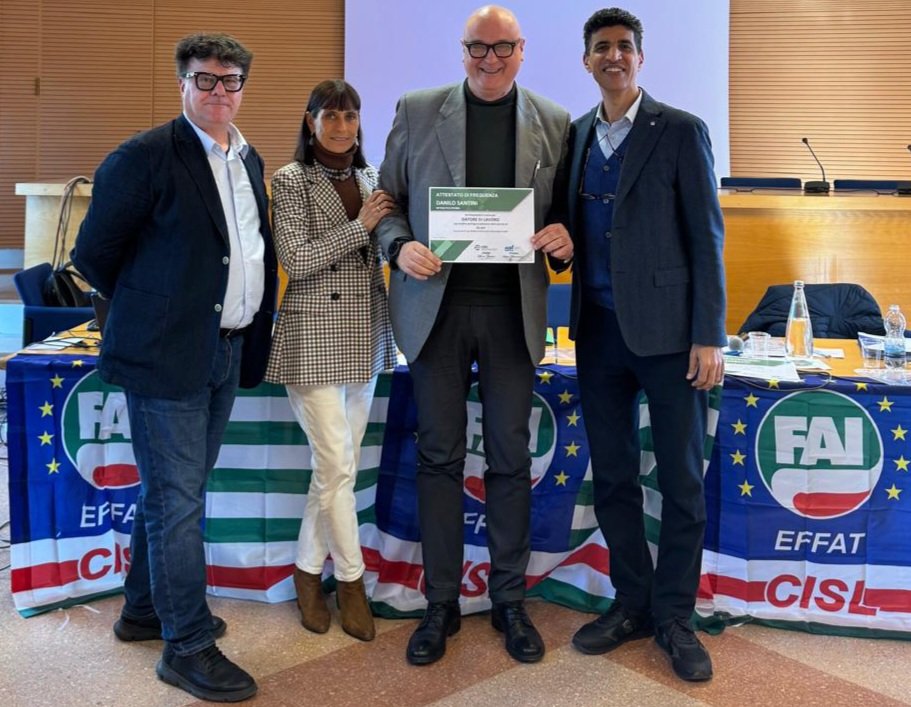 DSantini74's tweet photo. 24-25.02.26 #Firenze #CentroStudi Modulo Finale #Corso @fai_cisl - @IAL_Nazionale #DatoriLavoro #Sicurezza. Per Fai Marche #SGSantini partecipa e consegue attestato di frequenza. Con Reggente #CasteLLucci e @Mohamed__Saady. @cislmarche https://t.co/Zhencj6KFu