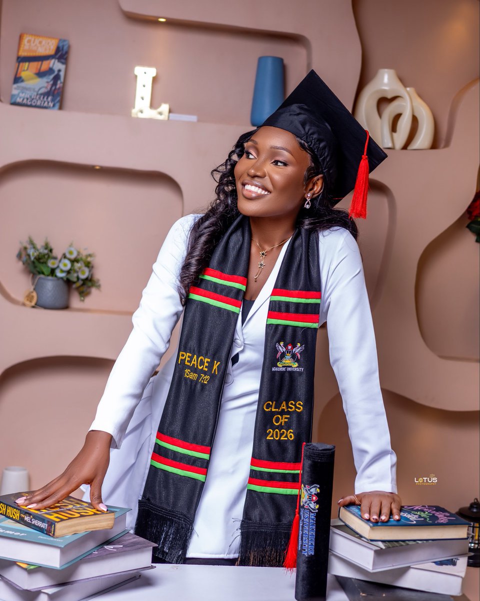 kobusingyep18's tweet photo. Yesterday I graduated from Makerere University with a bachelor’s degree in biomedical laboratory technology.

Glory be to God 🙏❤️ https://t.co/ZvOniOV0JJ