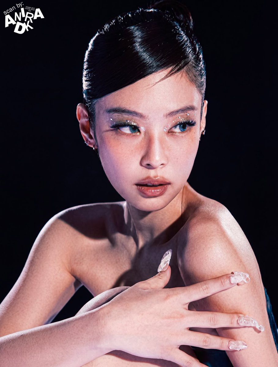 jenniescharts's tweet photo. JENNIE makes history as the first soloist to win both K-pop Song and K-pop Album simultaneously at the Korean Music Awards 

Best K-pop Song — like JENNIE
Best K-pop Album — Ruby https://t.co/vI9r9q1Tju