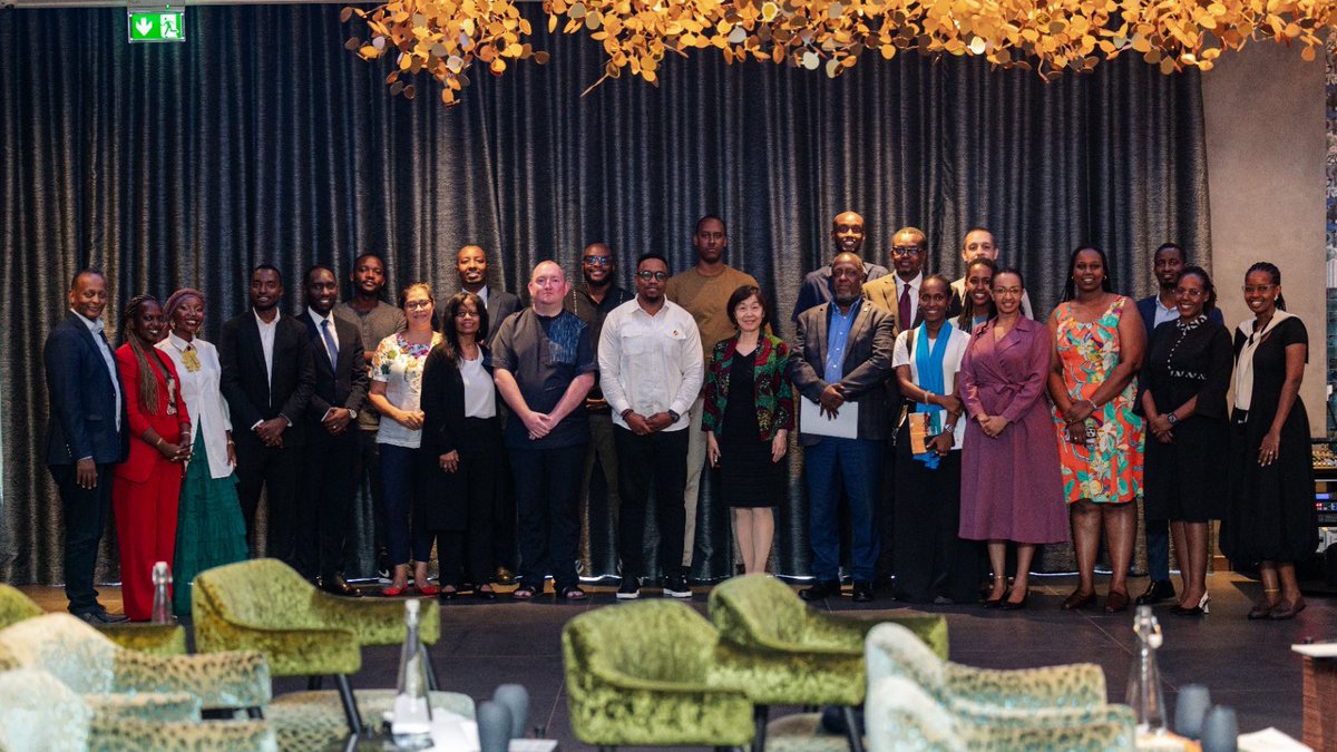 RwandaYouthArts's tweet photo. PS @NgaboBrave attended an event that presented the results of the Needs Assessment for 245 #ArtsConnekt 2024 applicants, conducted by @ghvrwanda &amp; Creative Visions. The findings informed partners’ contributions to support CCIs in access to finance, human capital, among others. https://t.co/LDSkDkZkmj