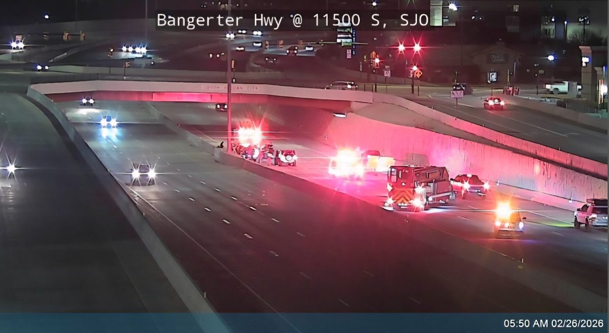 SLCNightWatch's tweet photo. Multi-Vehicle Crash – South Jordan
Feb. 26, 2026 | 11500 S Bangerter Highway
A multi-vehicle crash has reduced northbound Bangerter to one lane. Expect heavy delays. Use 12600 South as an alternate route. https://t.co/vWTIdah9CC