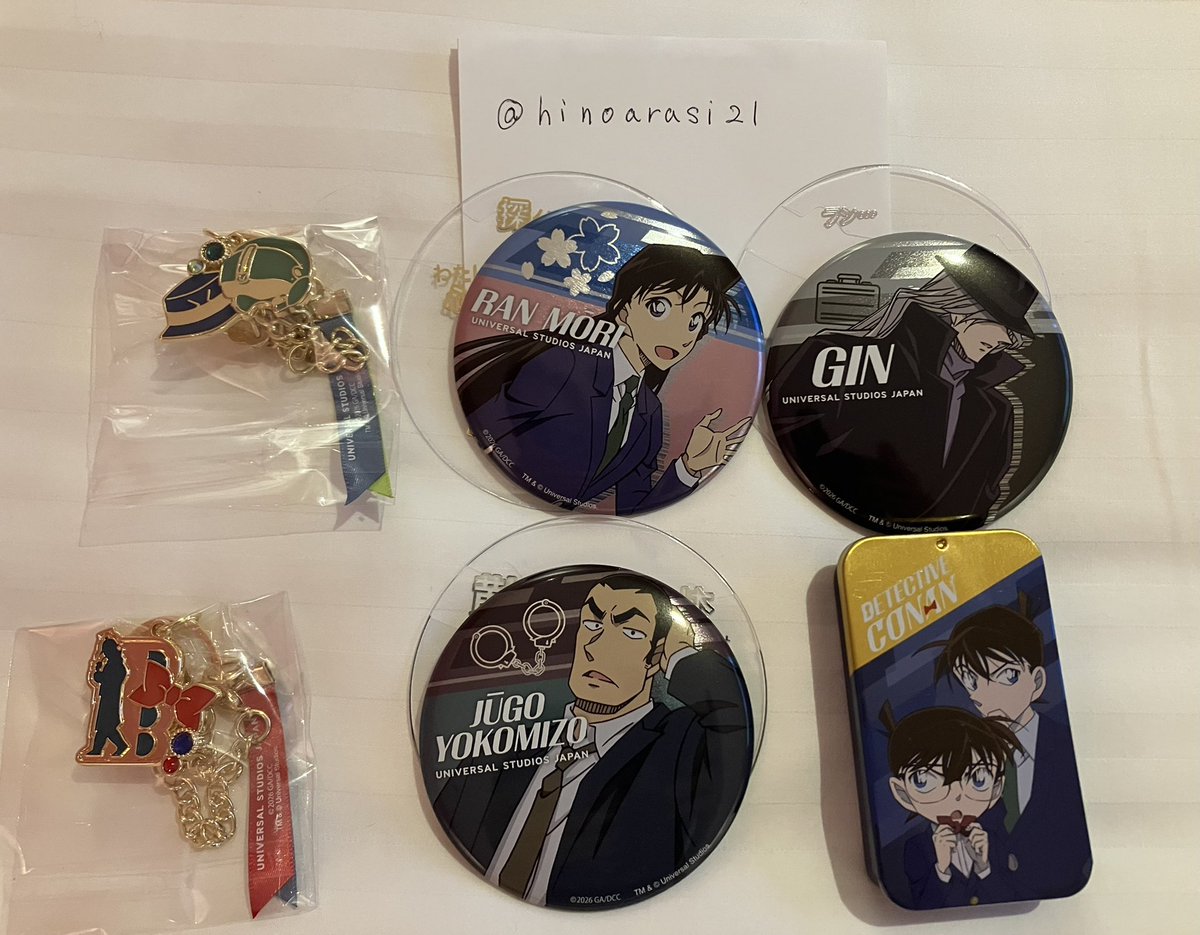 交換】名探偵コナン ユニバ USJコレクタブルへ 缶バッジ タブレット