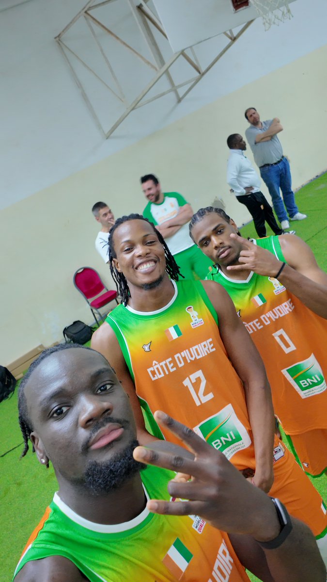 AfroBasket's tweet image. 😁 All smiles for Group B teams during #contentday! 🤟📸

#FIBAWC | #StepItUp