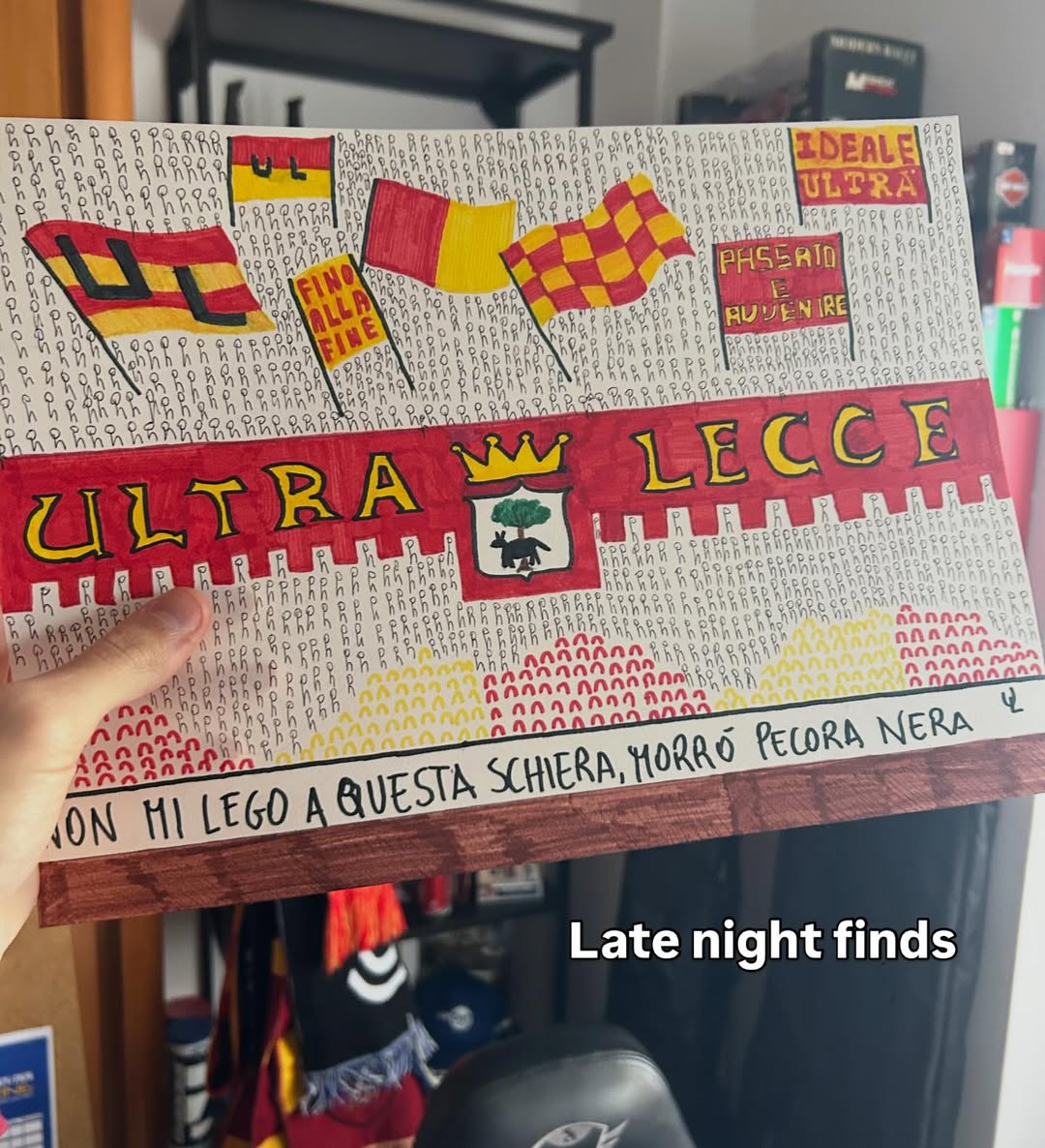 Sportzine_it's tweet photo. #Riscoperte che si #fanno con le #pulizie di #casa 💛❤️
A 15 #anni @BetterCallSISCO #droppava 'sta #roba 🔥
#Sportzine #Italia #Sport #Calcio #SerieA #Lecce #CurvaNord #UL #Ultras #UltrasLecce
#Link #post e #storia #Instagram: https://t.co/cQ3ILZCB5E e https://t.co/vMfbTc2rVV https://t.co/jrCGCRuxcA