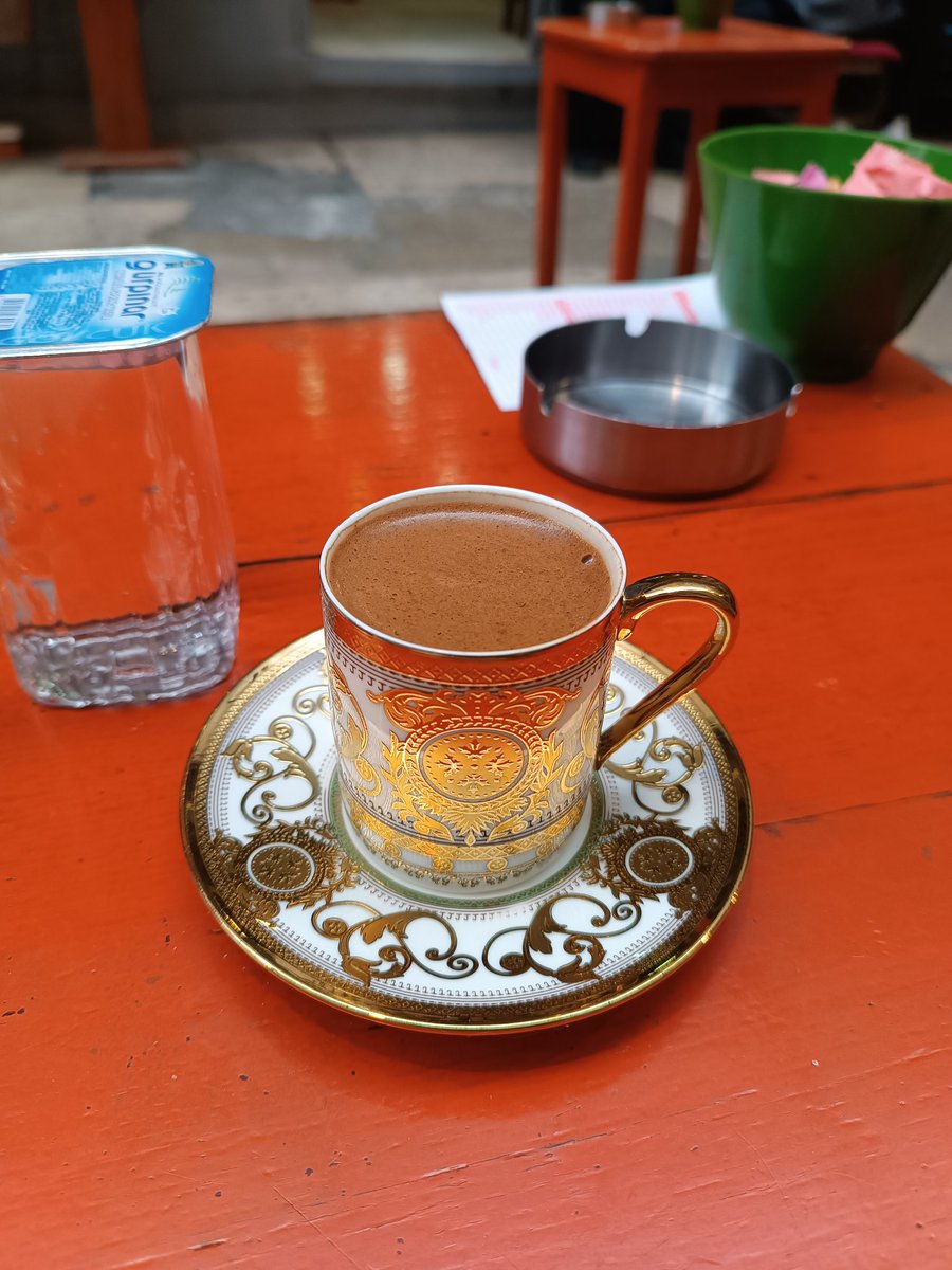 KHavlicka's tweet photo. @d_olbright Ach, k tomu se krasne hodi moje istanbulska kavicka! 🔥🤭 https://t.co/gA6EbhSAhB