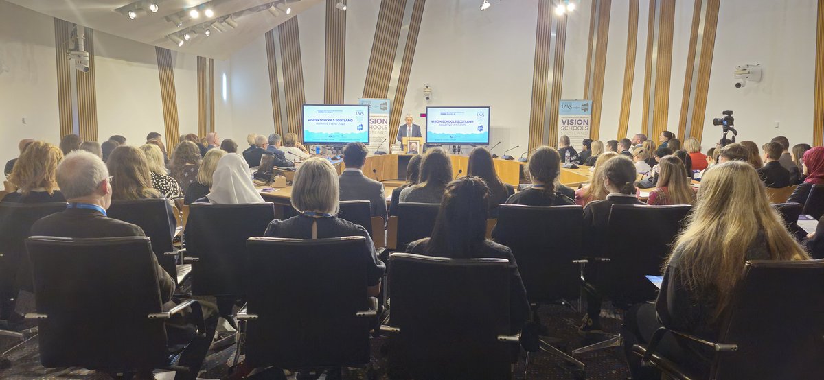 Vision Schools tweet media